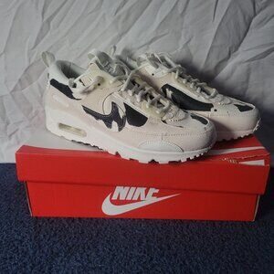 Nike Womens Air Max 90 Futura Cow Print